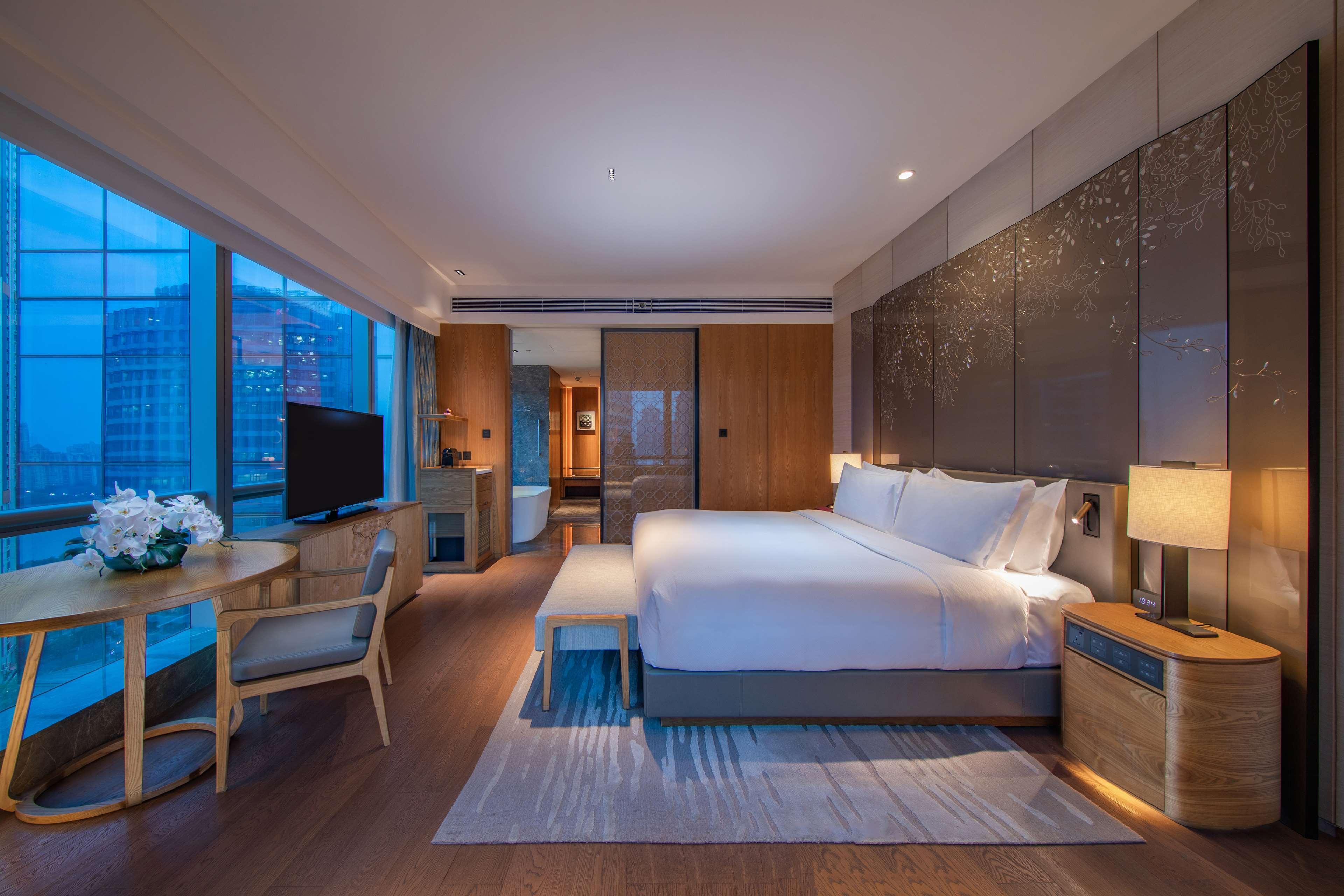 Conrad Guangzhou Hotel Exterior foto
